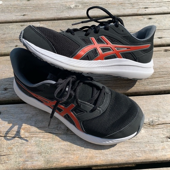 ASICS Jolt 4 Running Shoes - Women's Size 7 - Black/Red - Picture 8 of 10